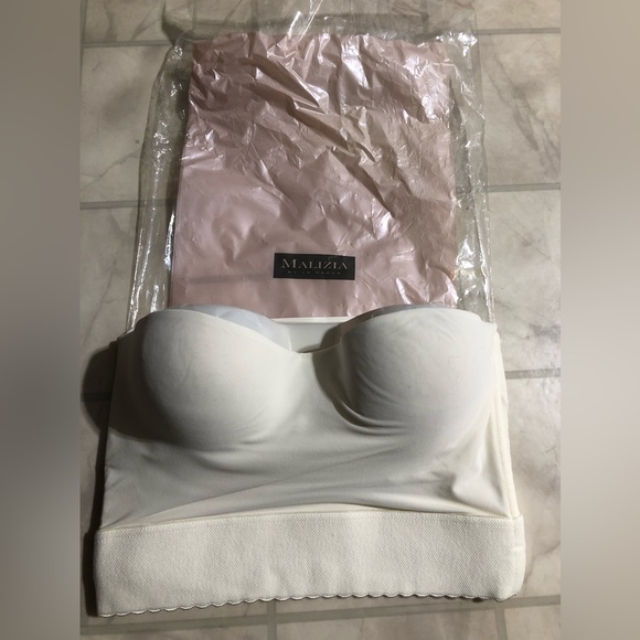 Malizia by la Perla.  Strapless bra.  Brand new with packaging. - Picture 1 of 12